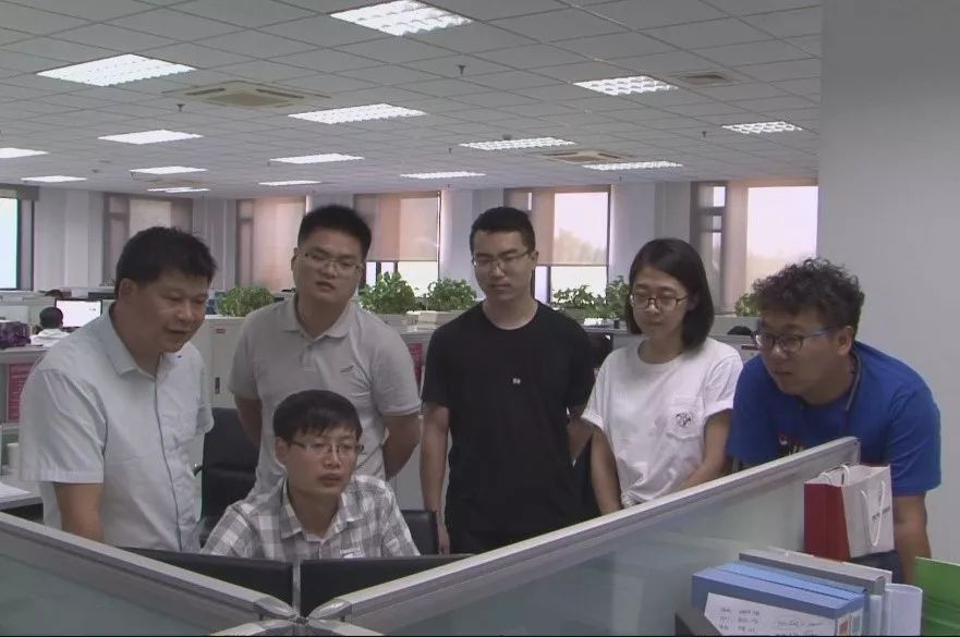 【兵(bīng)裝青年(nián)标兵(bīng)&lt;9&gt;】袁點，亮(liàng)點，不(bù)止一(yī)點點！