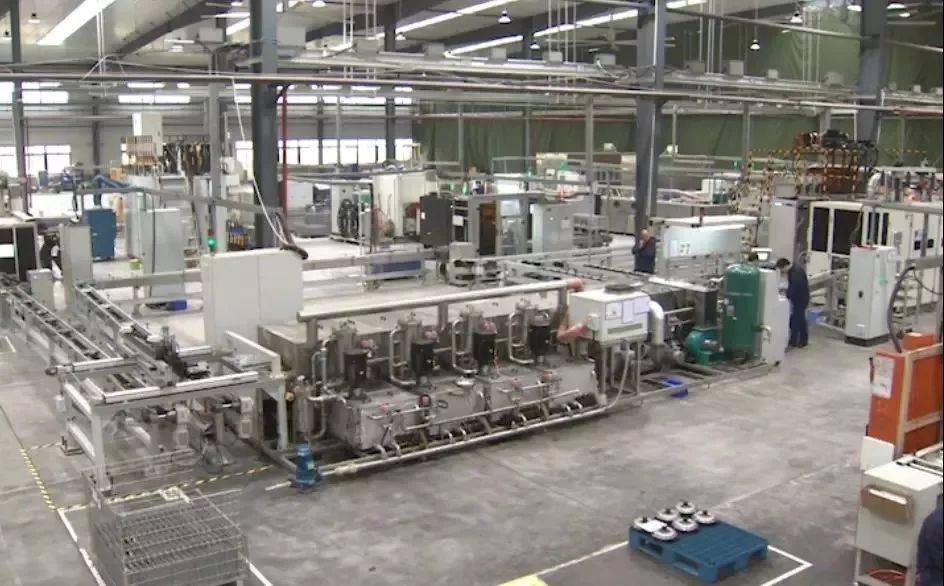 被央視(shì)“發現(xiàn)”了(le)！紅(hóng)宇精工(gōng)登上(shàng)央視(shì)發現(xiàn)之旅頻(pín)道(dào)《紀錄東(dōng)方》欄目