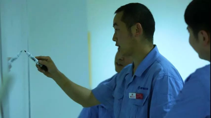 【兵(bīng)裝青年(nián)标兵(bīng)②】建設工(gōng)業(yè)：“熊孩子(zǐ)”的(de)名品設計(jì)夢